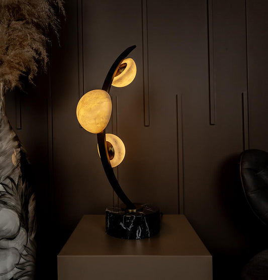 Hartum Mermer Eskitme Masa Lambası