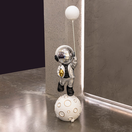 Gümüş Astronot Müzik Çalar ve Işıklı Top