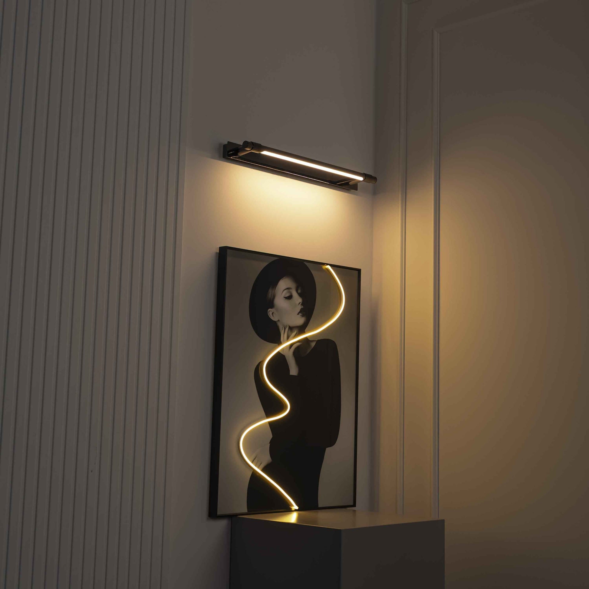 Carte Siyah LED Aplik - Medium